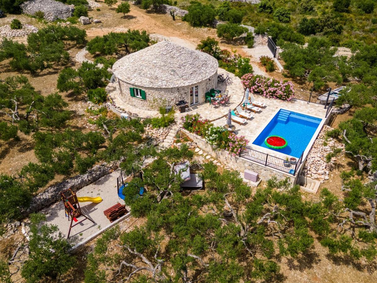 Island Getaway - Heritage House Mirce Esterno foto