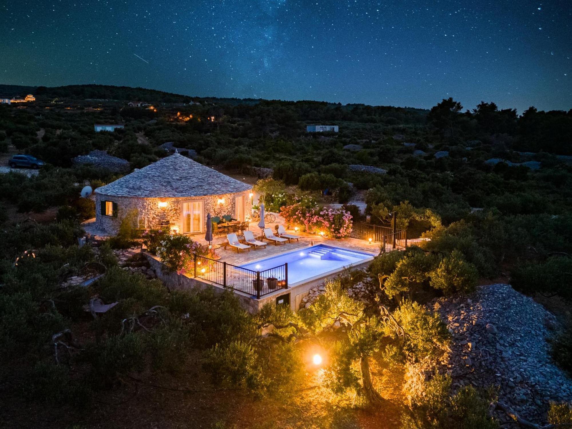 Island Getaway - Heritage House Mirce Esterno foto